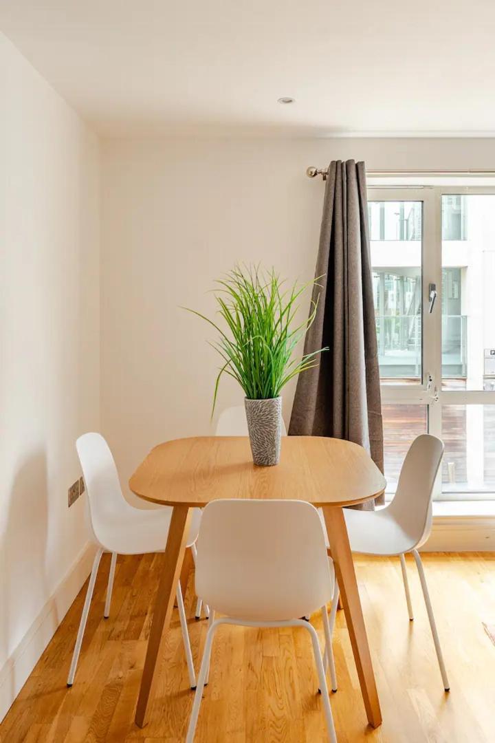 Brand New Flat In Central London With Car Park Eksteriør bilde