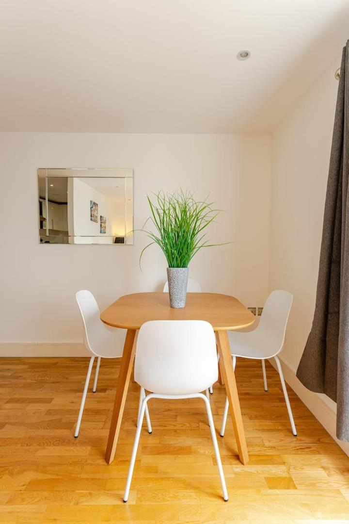 Brand New Flat In Central London With Car Park Eksteriør bilde